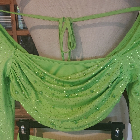 Statement Piece! Lime Green Beaded Skirt Set - Picture 2 of 10